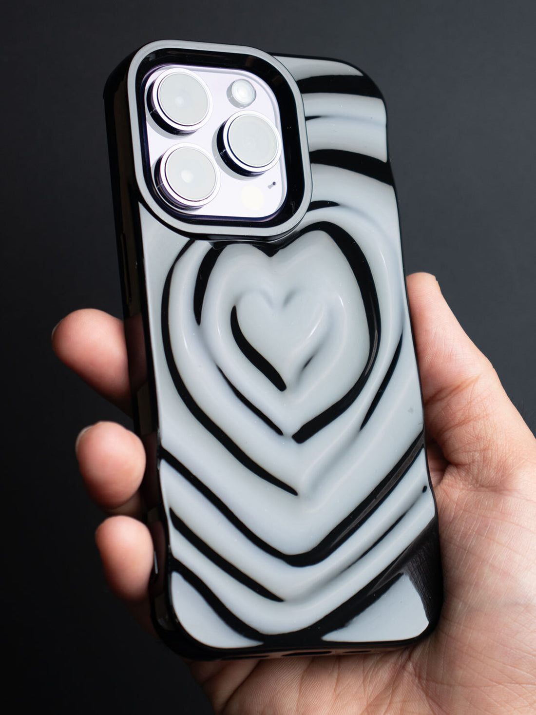 3D Heart Ripple Flexible Case - iPhone 14 (Liquid Black)