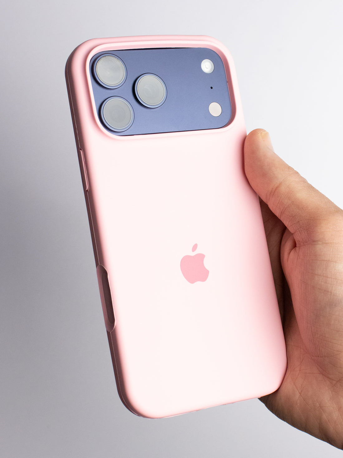 Silicone Case - iPhone 17 (Baby Pink)