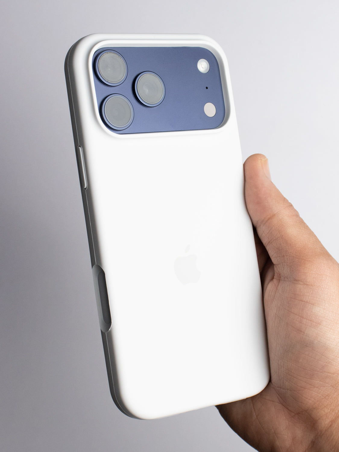 Silicone Case - iPhone 16 Pro Max (White)
