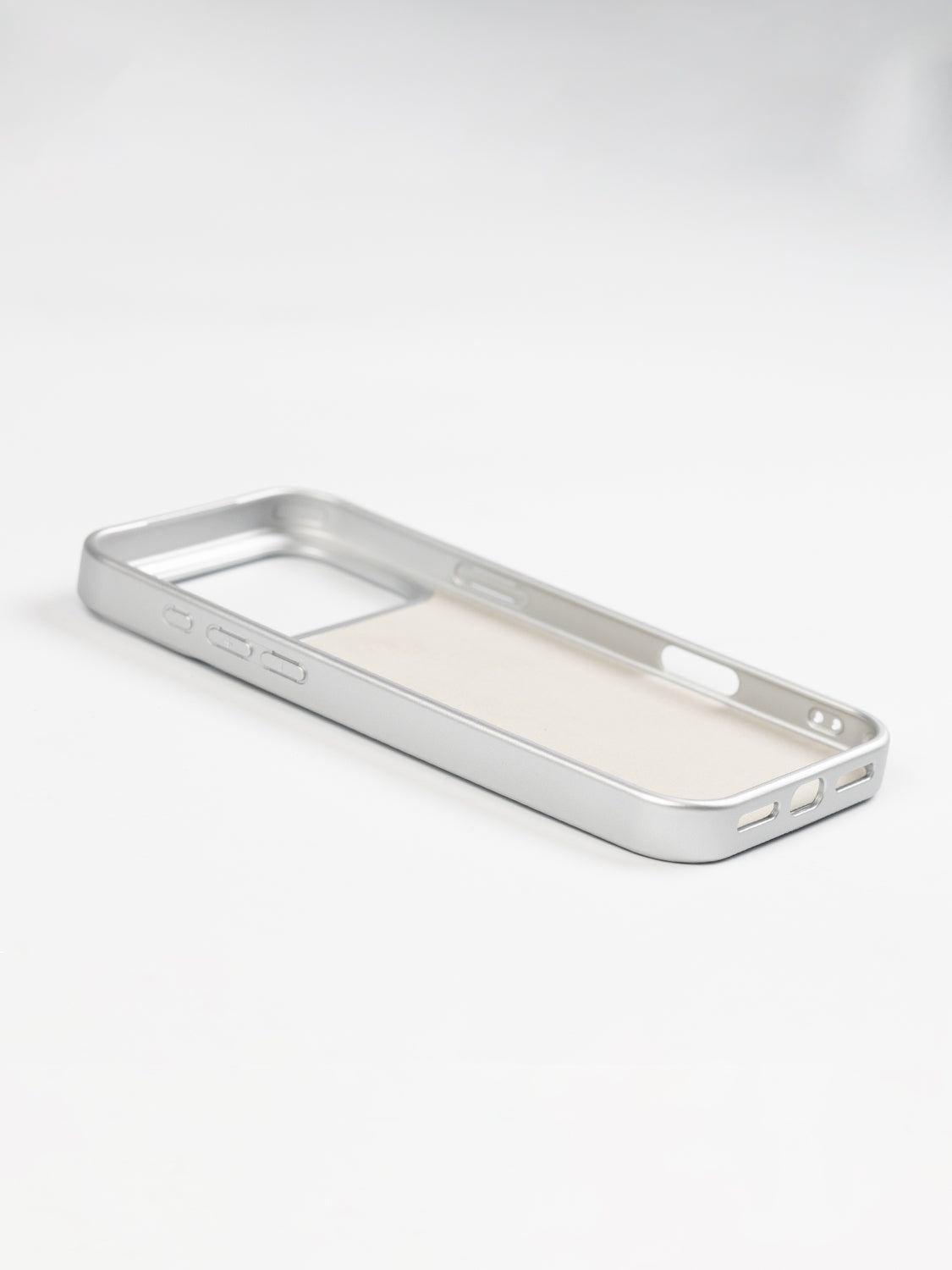 Metallic Case Travel Edition  - iPhone 17 Pro Max (Silver)