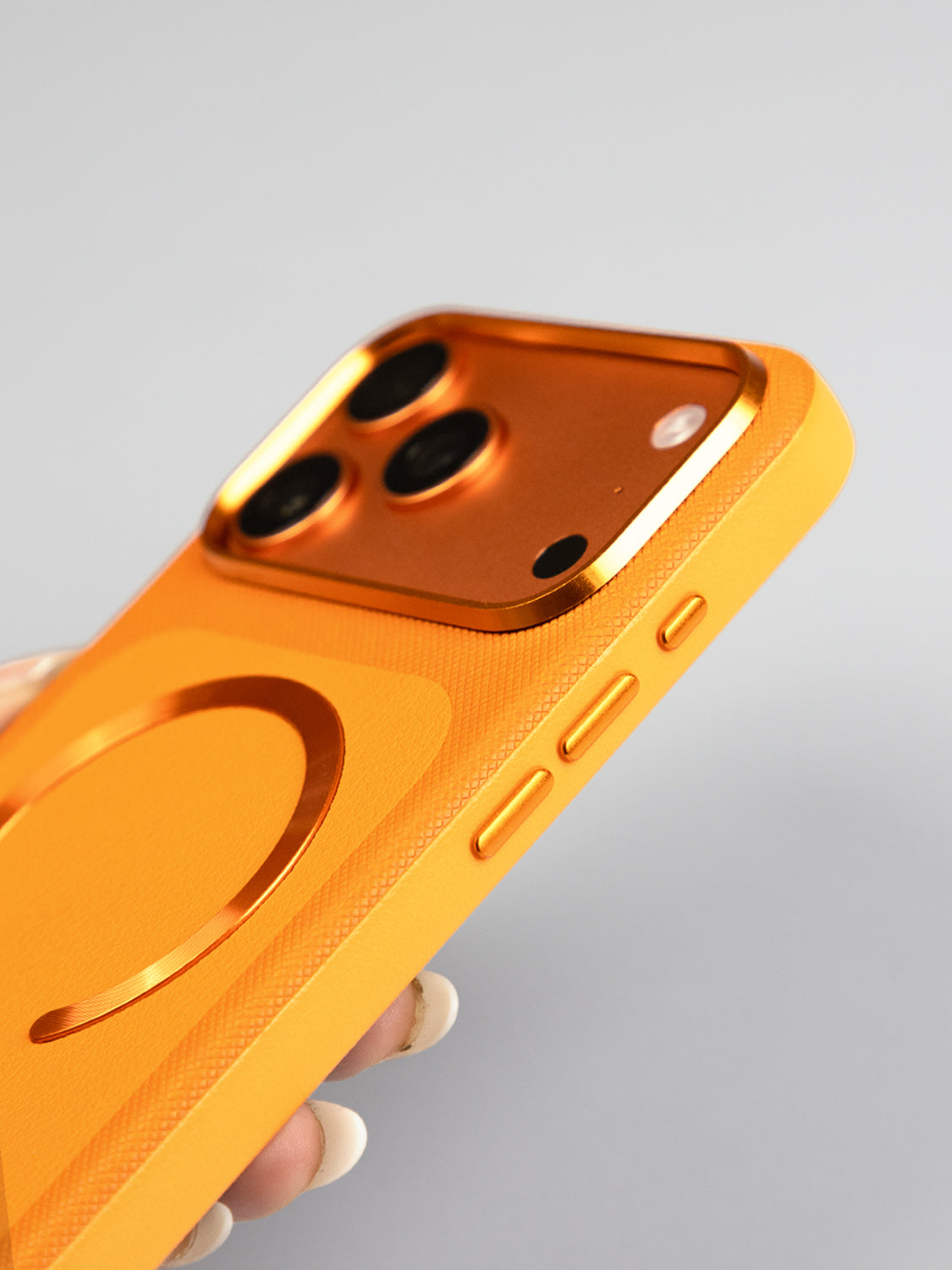 MagSafe Dual Texture Leather Case - iPhone 17 Pro Max (Orange)