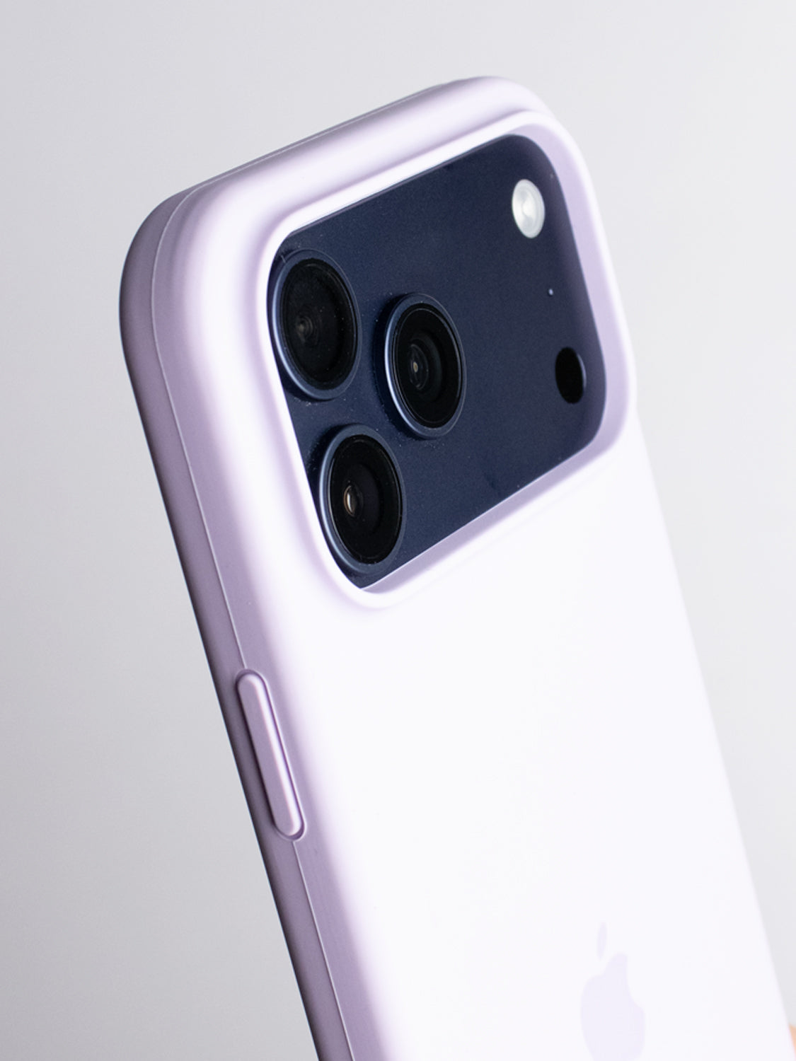 Silicone Case - iPhone 17 Pro Max (Lilac)