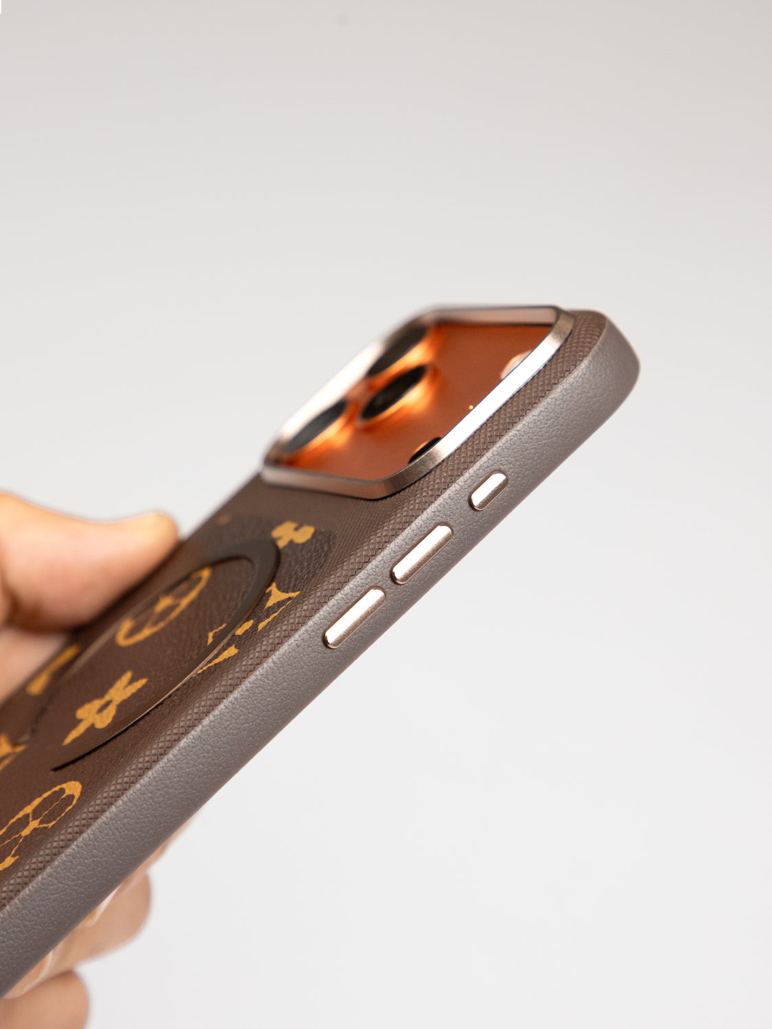 MagSafe Dual Texture Leather Pattern Case - iPhone 17 Pro (Dark Brown)
