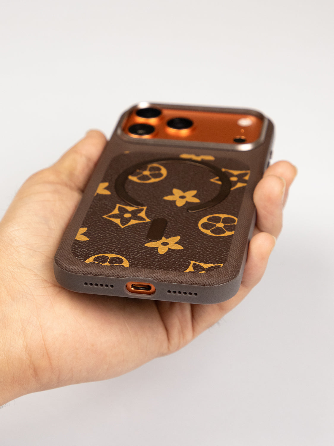 MagSafe Dual Texture Leather Pattern Case - iPhone 17 Pro Max (Dark Brown)