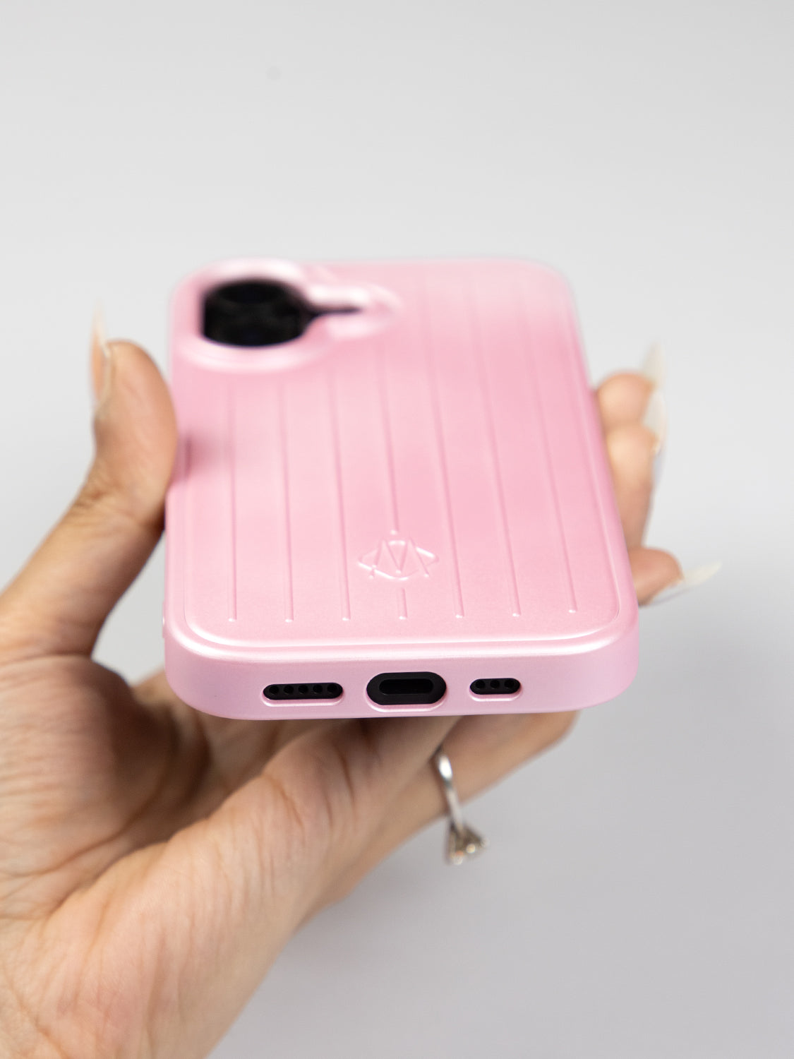 Metallic Case Travel Edition  - iPhone 17 (Pink)