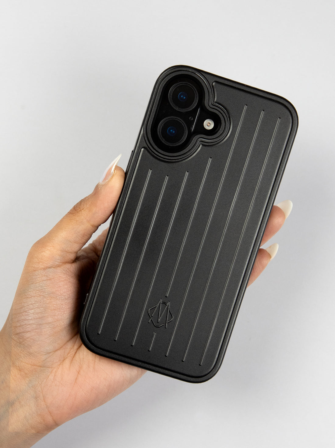 Metallic Case Travel Edition  - iPhone 16 (Black)