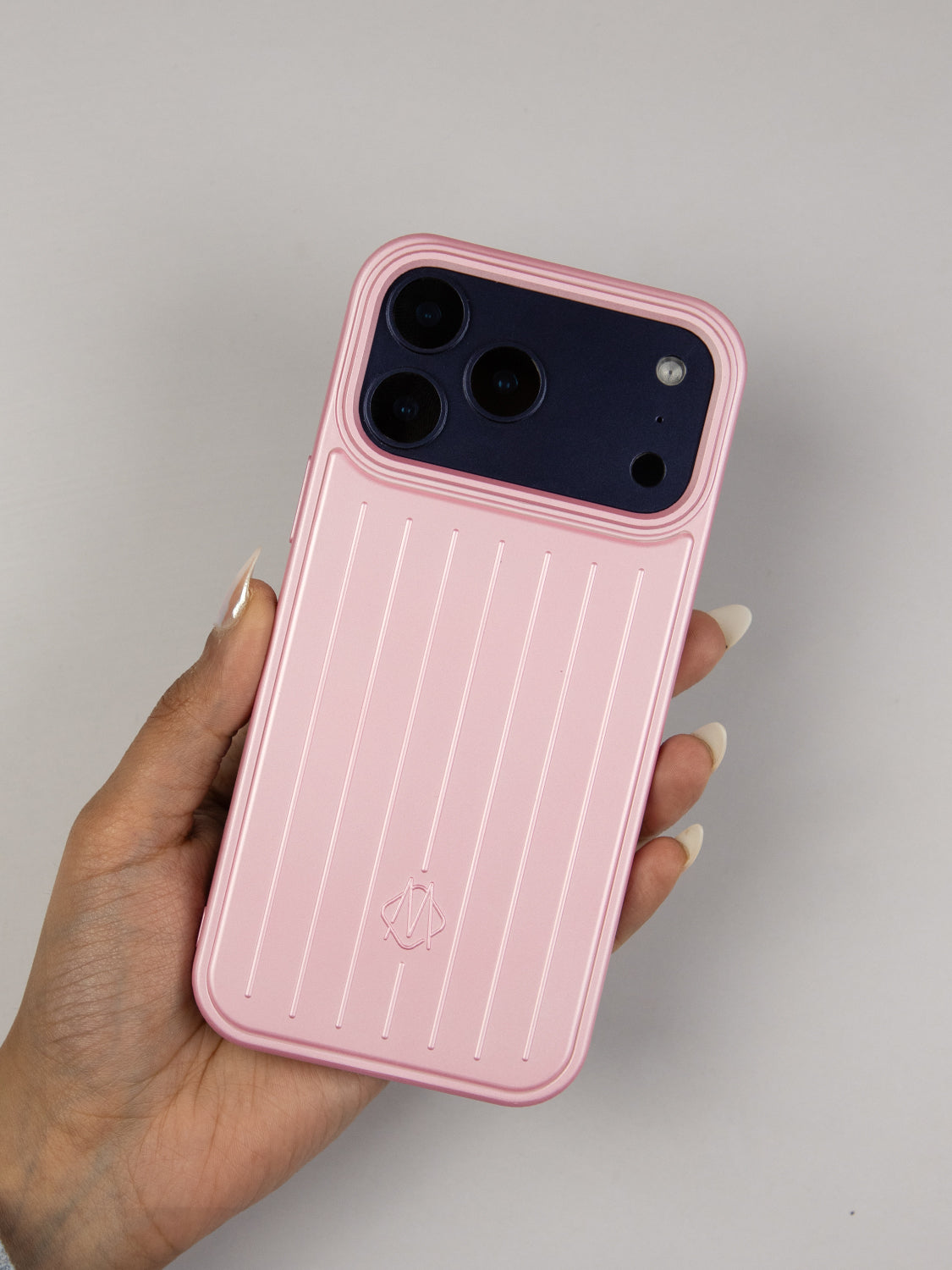 Metallic Case Travel Edition  - iPhone 16 Pro (Pink)