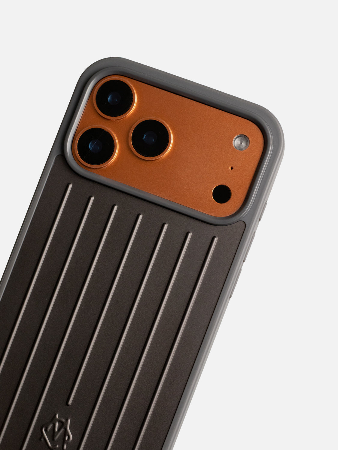 Metallic Case Travel Edition 2.0 - iPhone 16 Pro (Dark Gray)