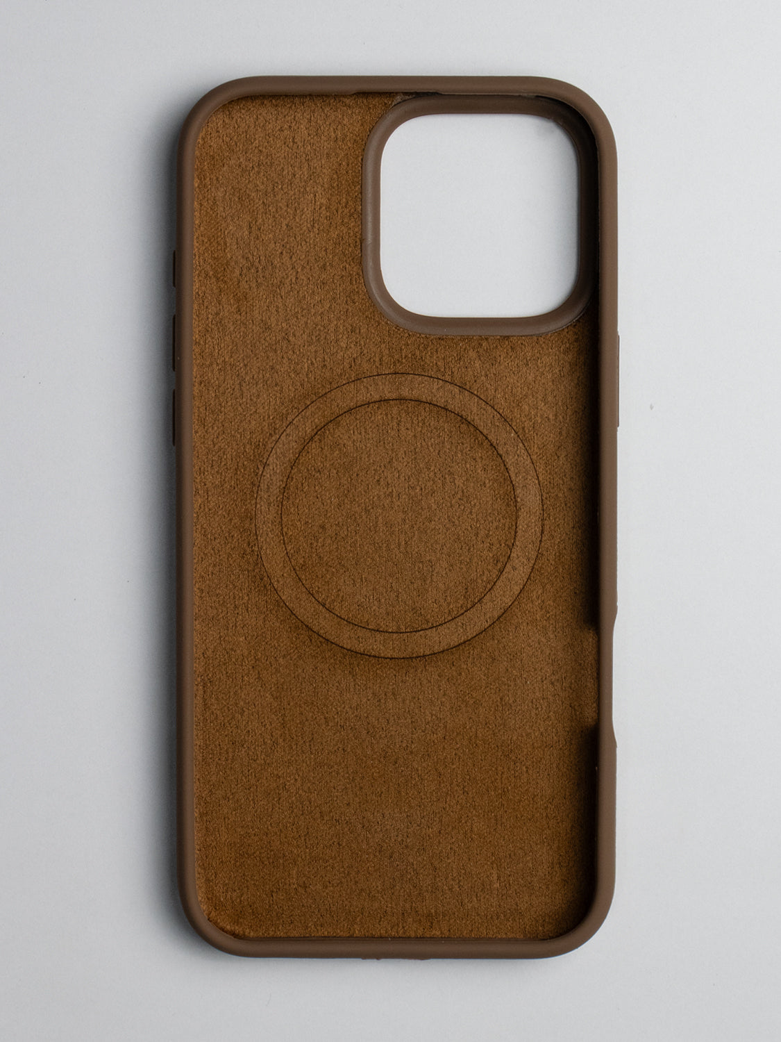 Magsafe Silicone Case - iPhone 16 (Brown)
