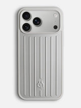 Metallic Case Travel Edition 2.0 - iPhone 17 Pro Max (Silver)