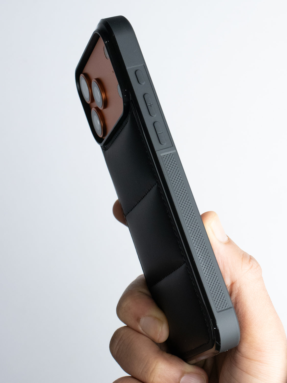 Puffer Case 2.0 - iPhone 17 (Black)