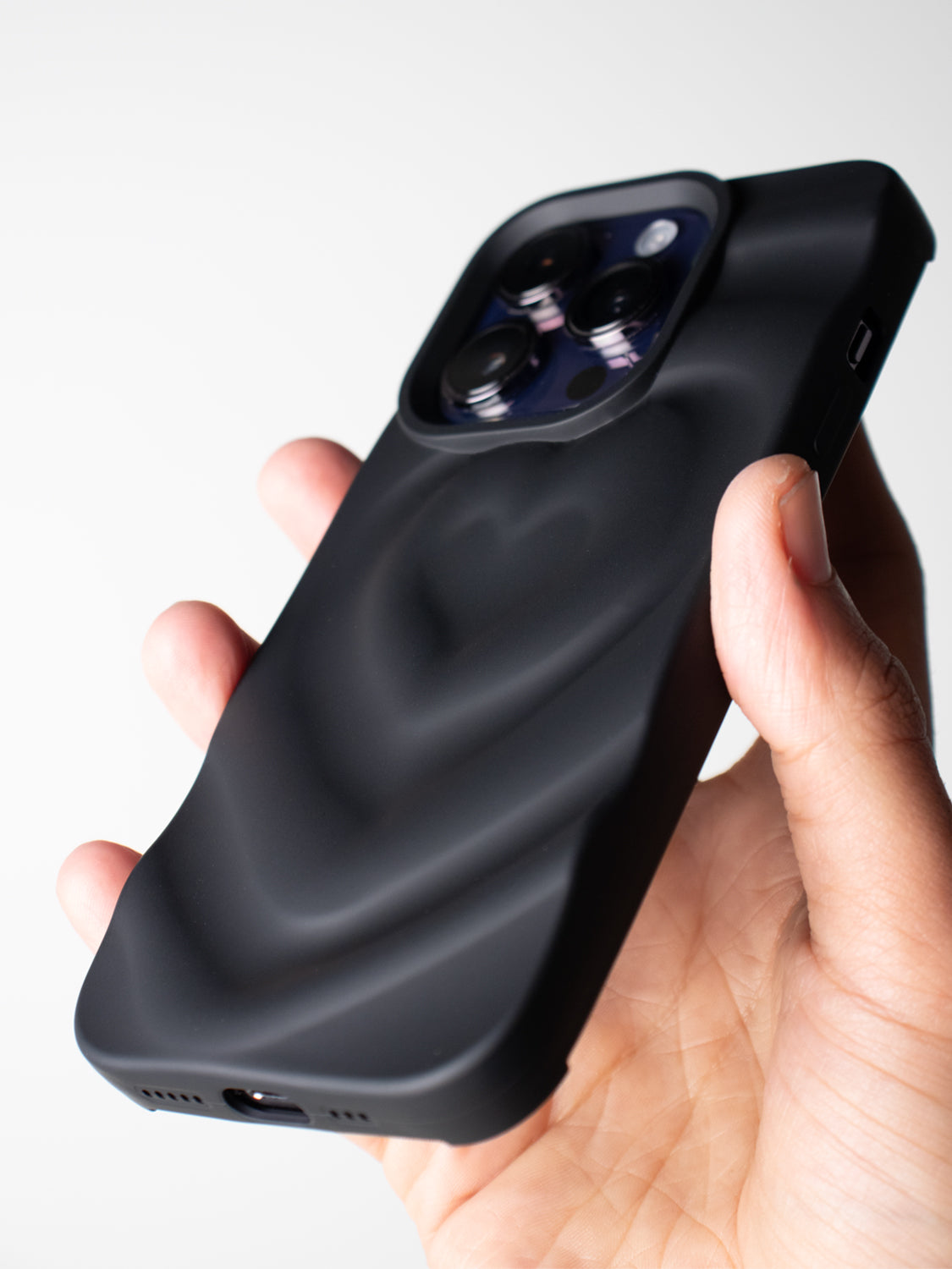3D Heart Ripple Flexible Case - iPhone 14 Pro Max (Matte Black)
