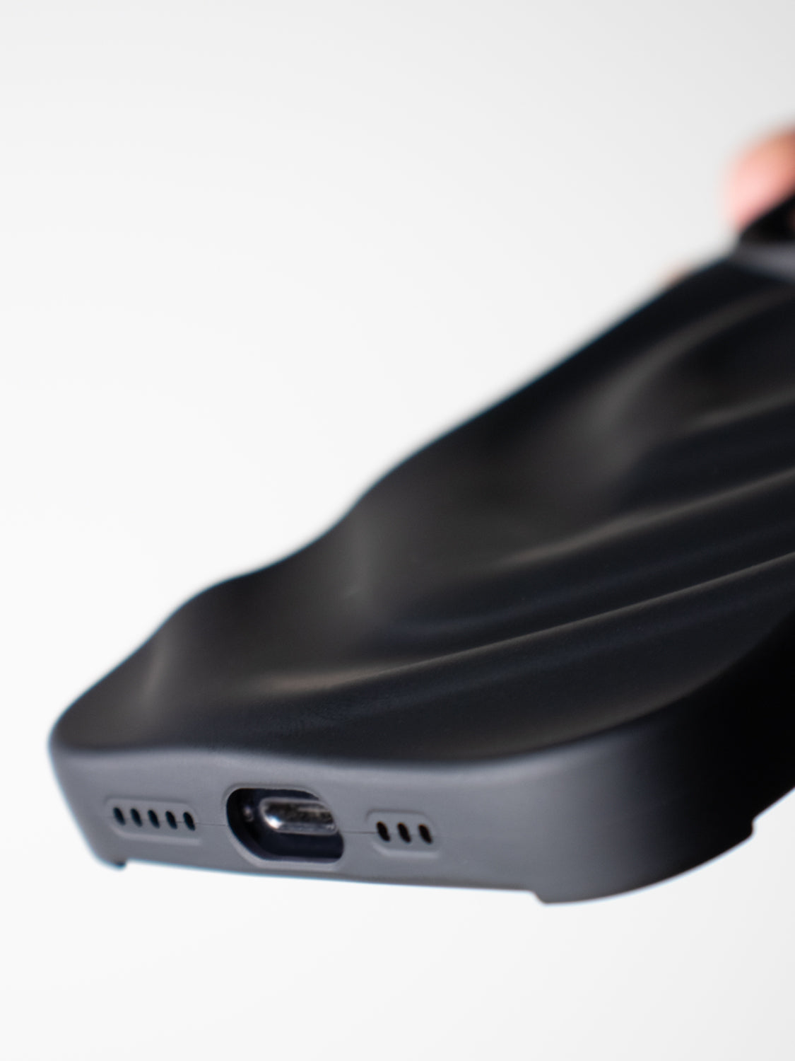 3D Heart Ripple Flexible Case -  iPhone 15 Pro Max (Matte Black)