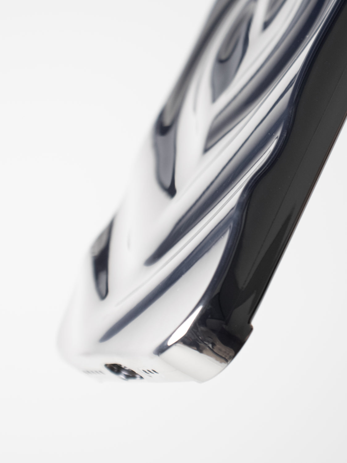 3D Heart Ripple Flexible Case - iPhone 14 Pro Max (Chrome Silver)