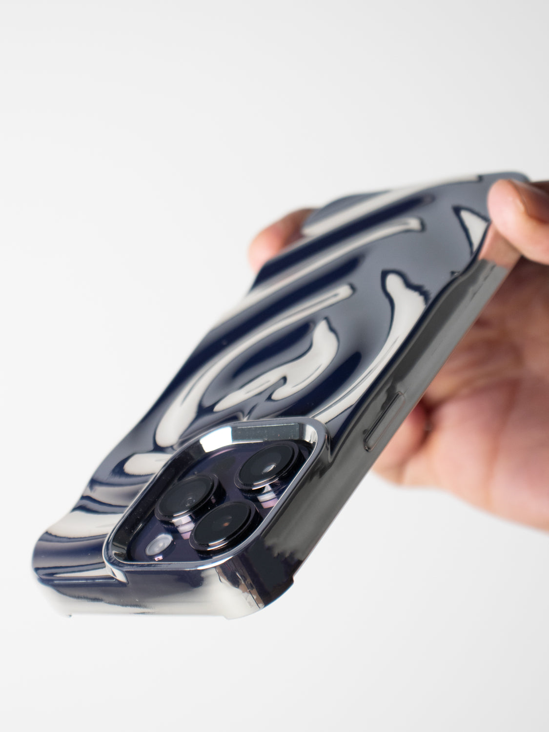 3D Heart Ripple Flexible Case - iPhone 14 Pro Max (Chrome Silver)